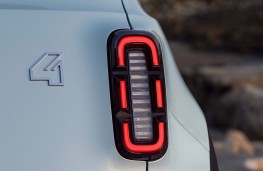 Renault 4 E-Tech Electric rear light detail